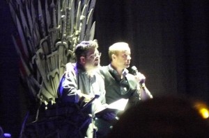 Sean Astin with Billy Boyd singing Pippins song