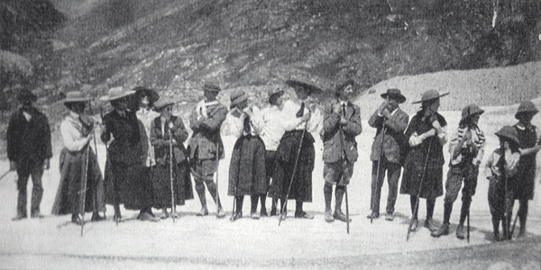 Swiss tour 1911 group photo from T's Gedling