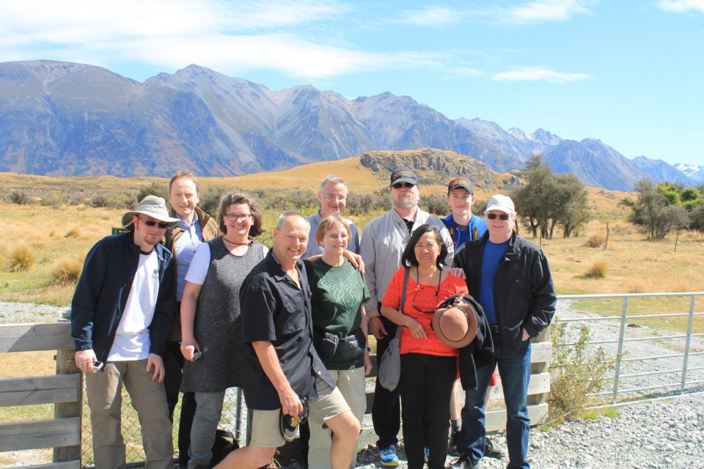 Bruce and his 9 clients standing in front of Edoras